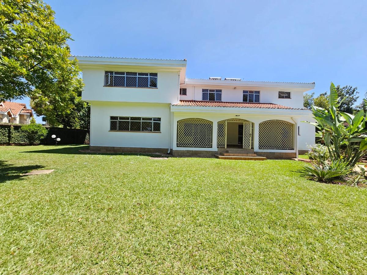 4 Bed House with En Suite in Runda - 15