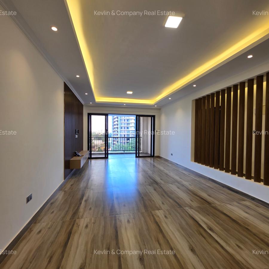 2 Bed Apartment with En Suite in Brookside - 2