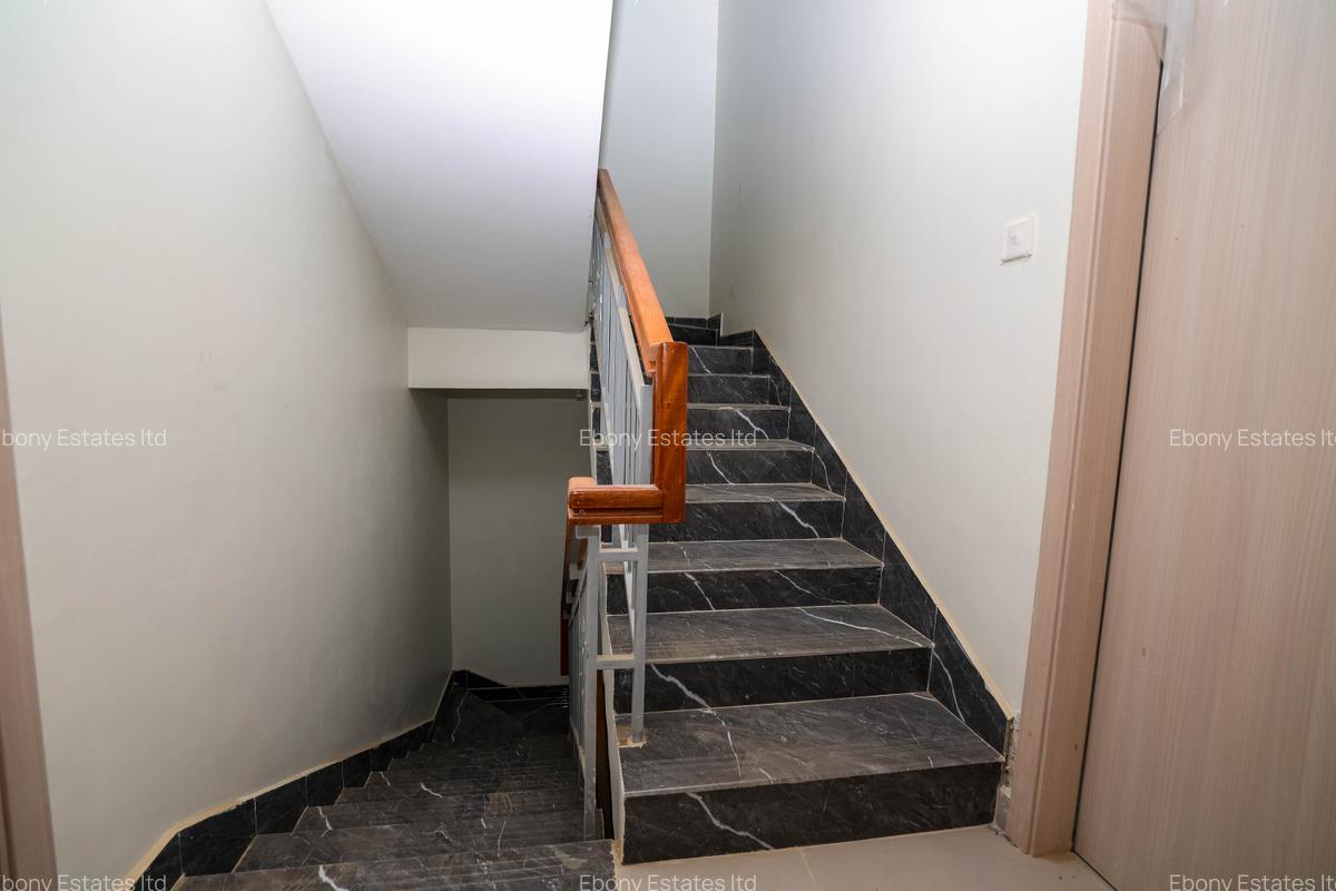 5 Bed Townhouse with En Suite at Enkasiti Kimalat - 10