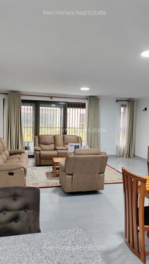3 Bed Apartment with En Suite in Lavington - 3