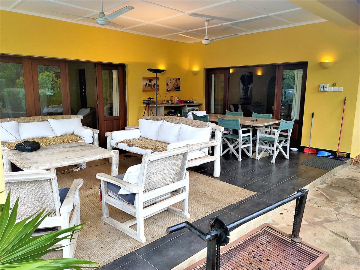 3 Bed Villa with En Suite in Diani - 3