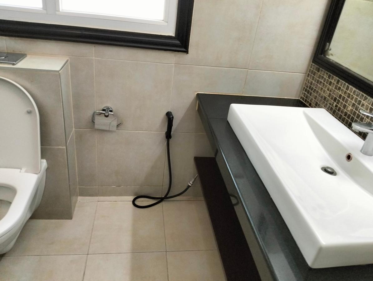 4 Bed Townhouse with En Suite in Westlands Area - 12