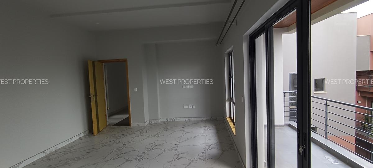 4 Bed Apartment with En Suite in Kileleshwa - 8