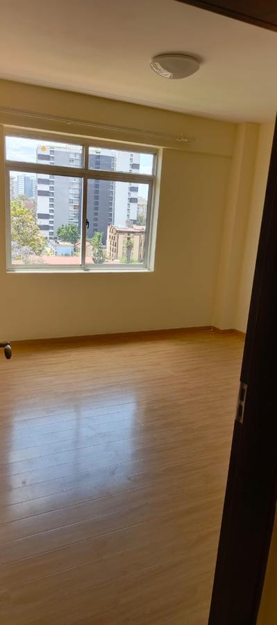 3 Bed Apartment with En Suite in Kilimani - 8