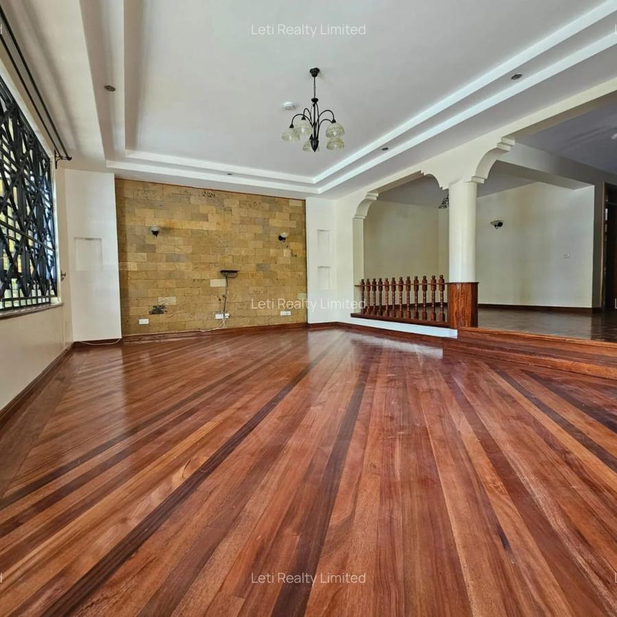 5 Bed Townhouse with En Suite in Kileleshwa - 4