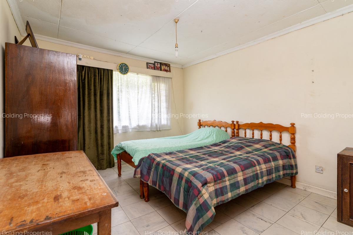 4 Bed Townhouse with Staff Quarters at Muhoho Avenue - 5