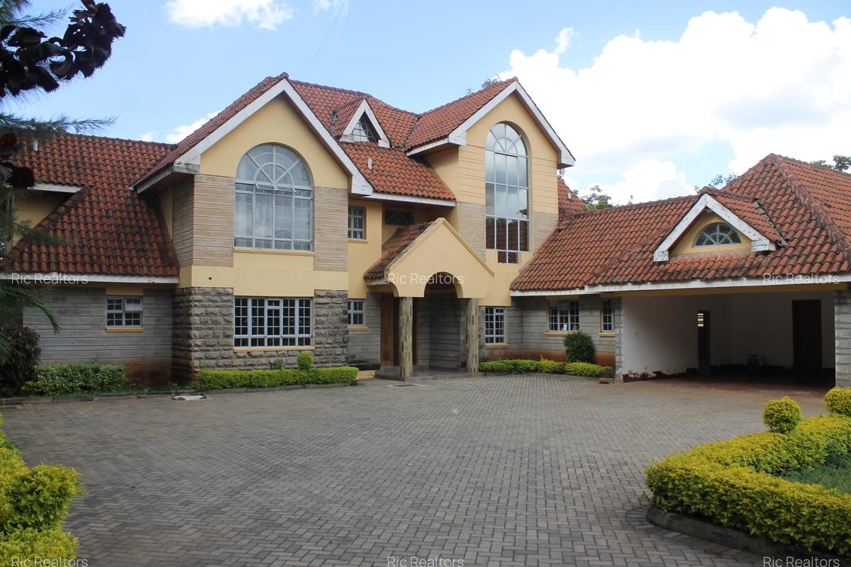 5 Bed House with En Suite at Karen - 1