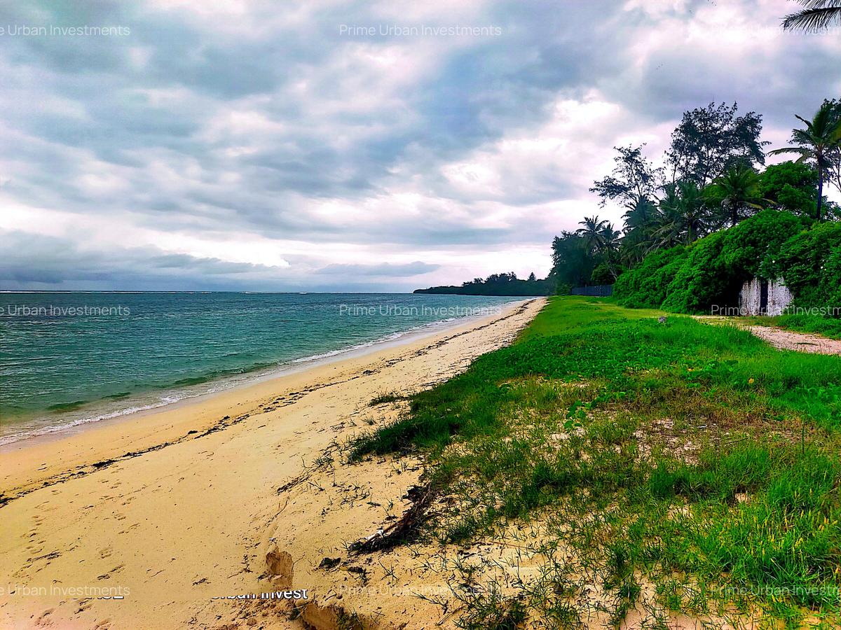 2,010 m² Residential Land at Second Row Kuruwitu Beach - 19