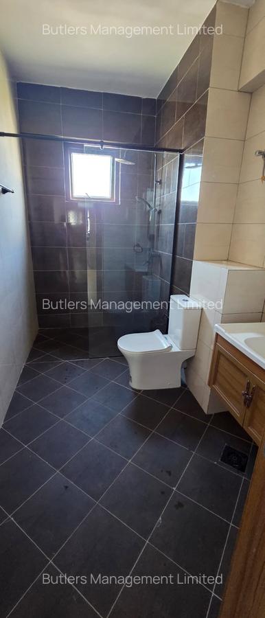 1 Bed Apartment with En Suite in Rhapta Road - 11