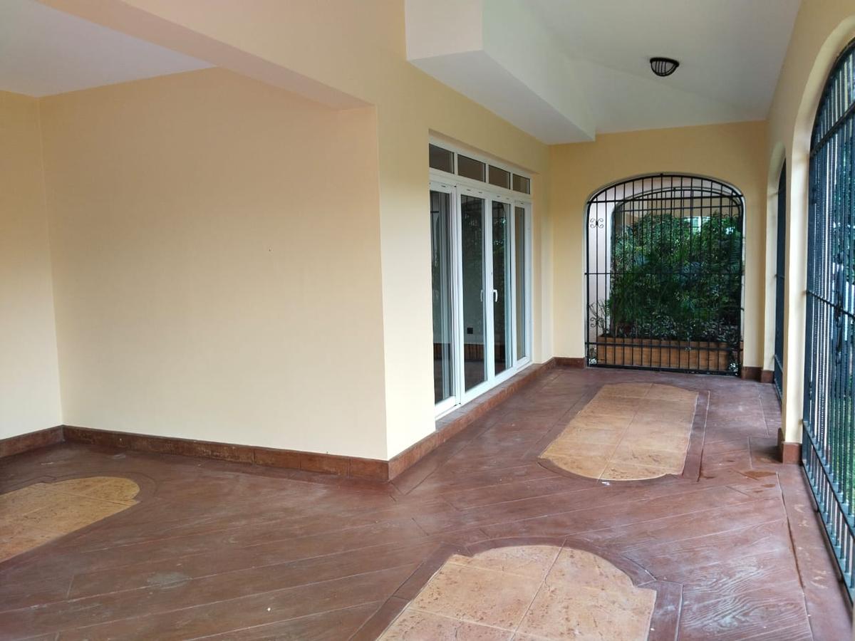 4 Bed Townhouse with En Suite in Westlands Area - 5