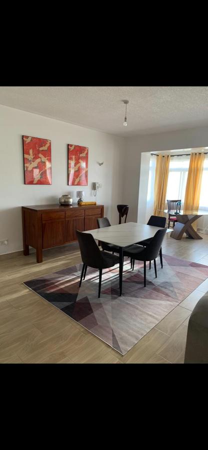 Furnished 3 Bed Apartment with En Suite in Brookside - 2