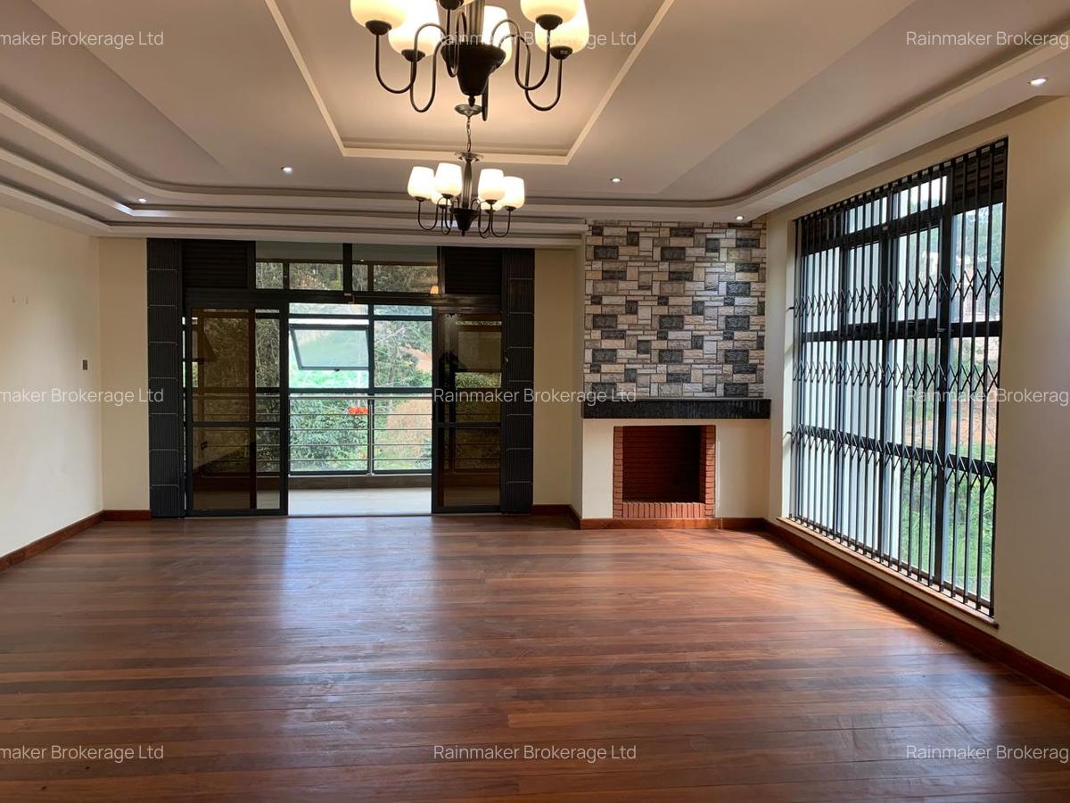 7 Bed House with En Suite in Nyari - 8