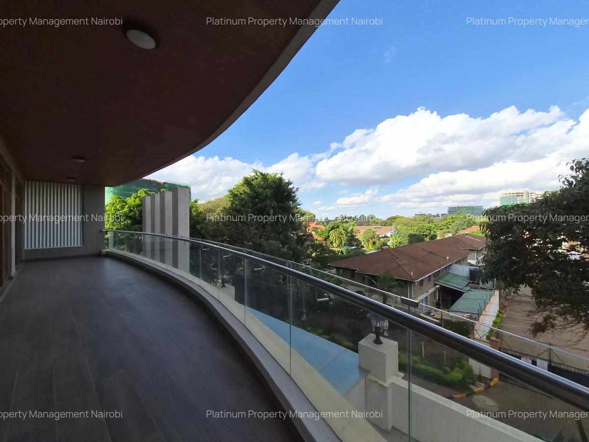 3 Bed Apartment with En Suite at Spring Valley - 4