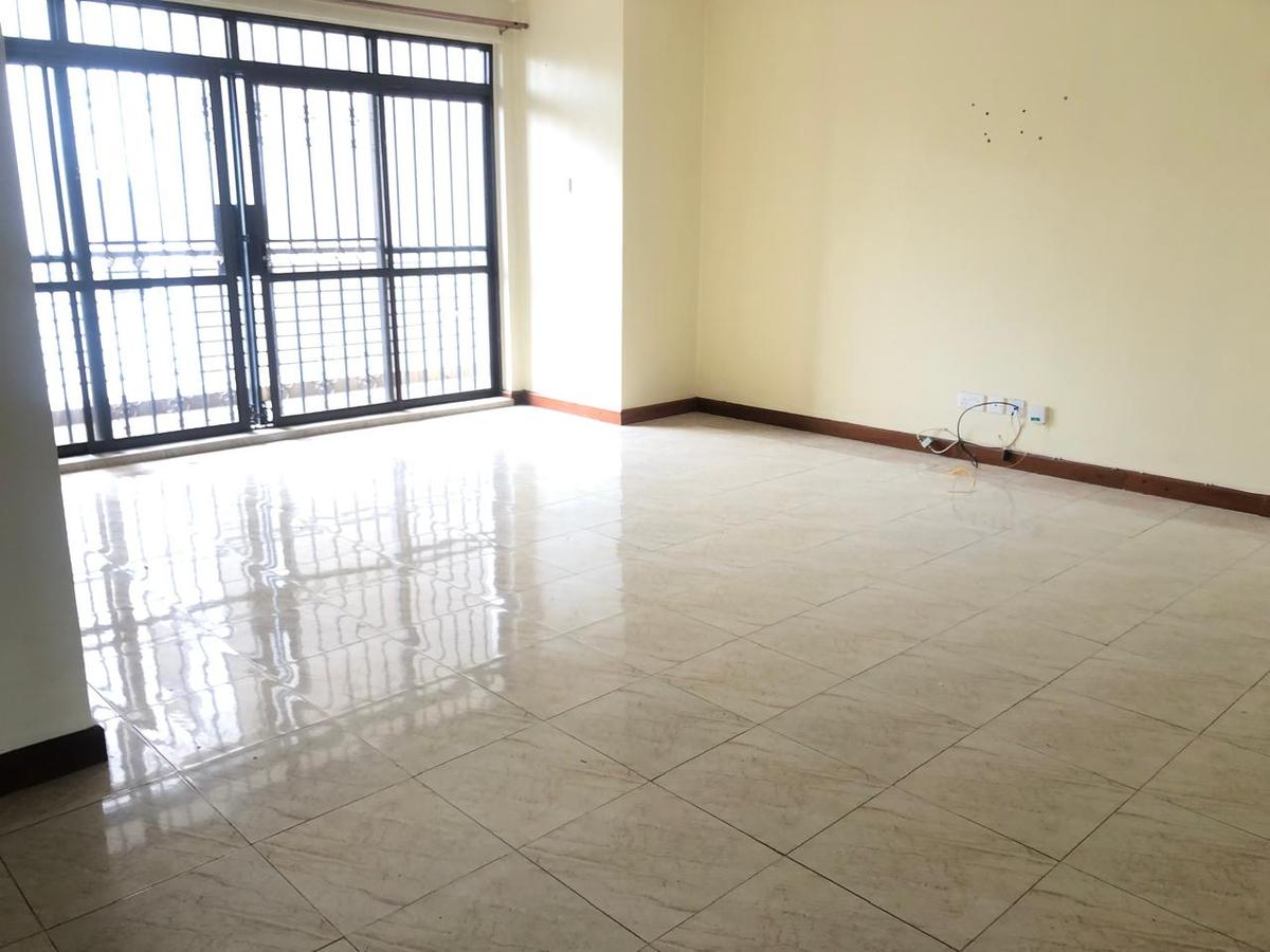 3 Bed Apartment with En Suite in Parklands - 12