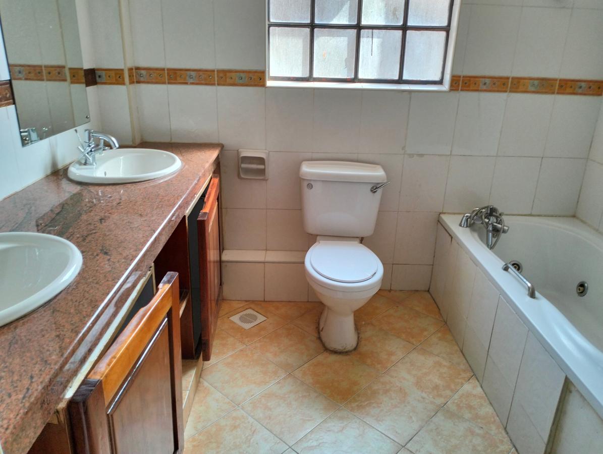 4 Bed Apartment with En Suite in Kilimani - 13