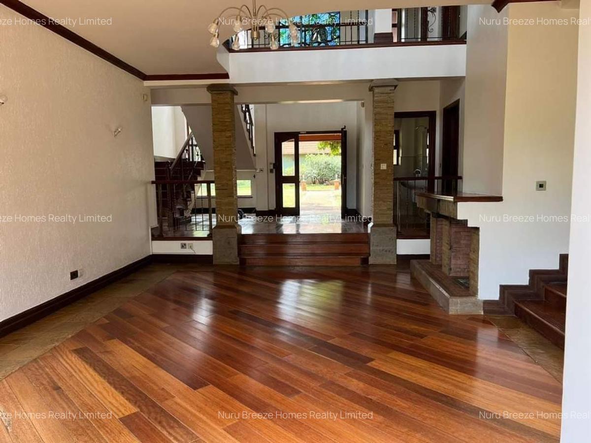 5 Bed Townhouse with En Suite in Kitisuru - 19