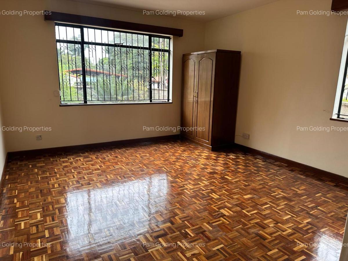 5 Bed Townhouse with En Suite in Westlands Area - 5