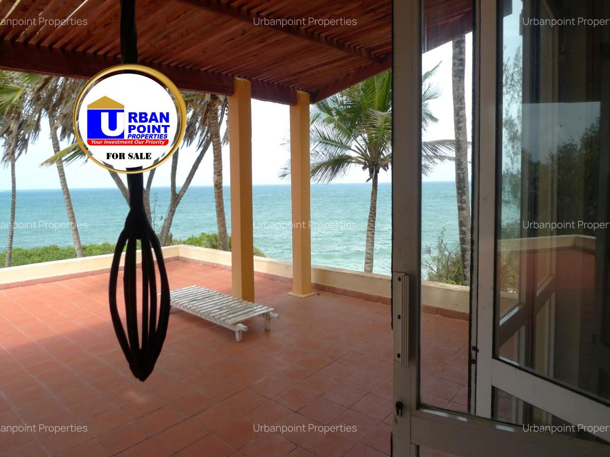 4 Bed House with En Suite in Malindi - 5