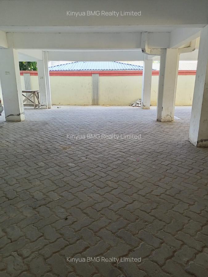 Serviced 3 Bed Apartment with En Suite at Leisure - 8