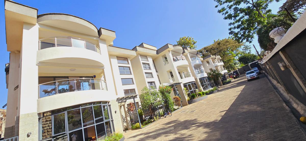 5 Bed Townhouse with En Suite at Chalbi Drive - 1