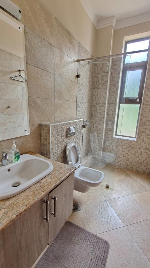 5 Bed House with En Suite in Karen - 10