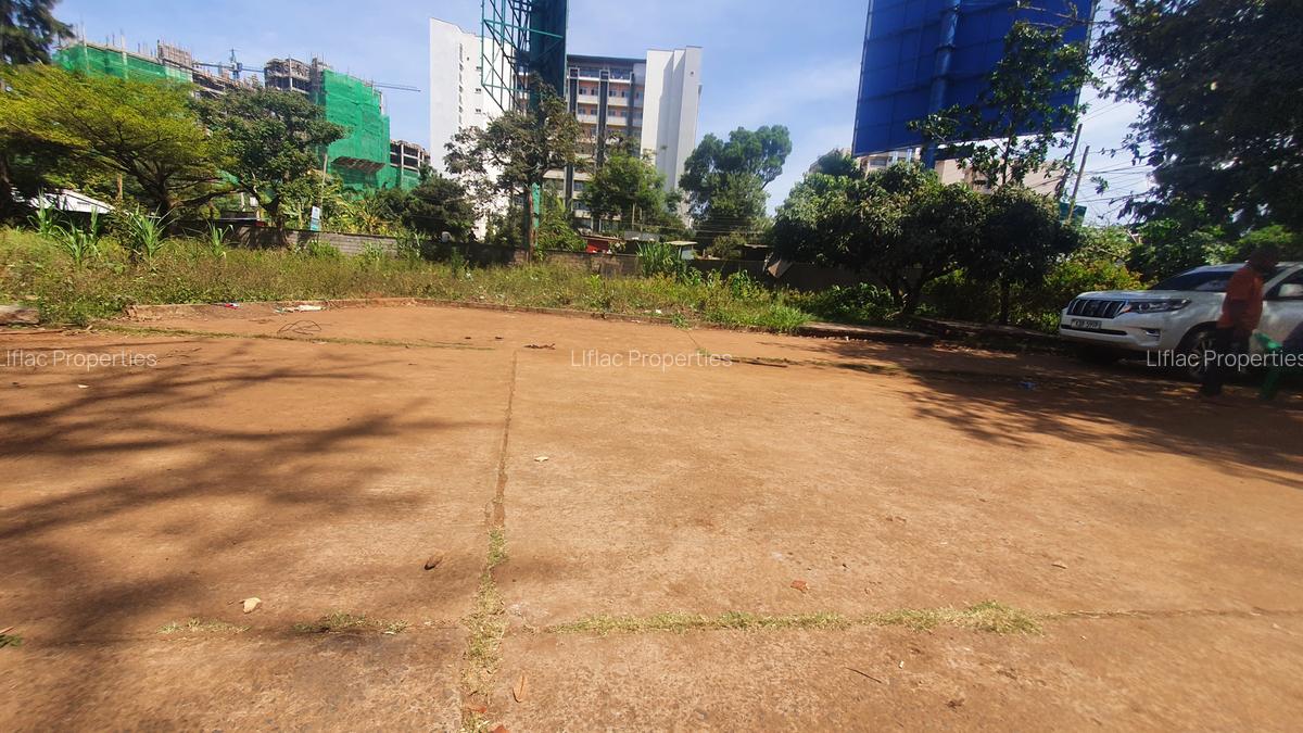 4,046 ft² Commercial Property with Parking in General Mathenge - 5