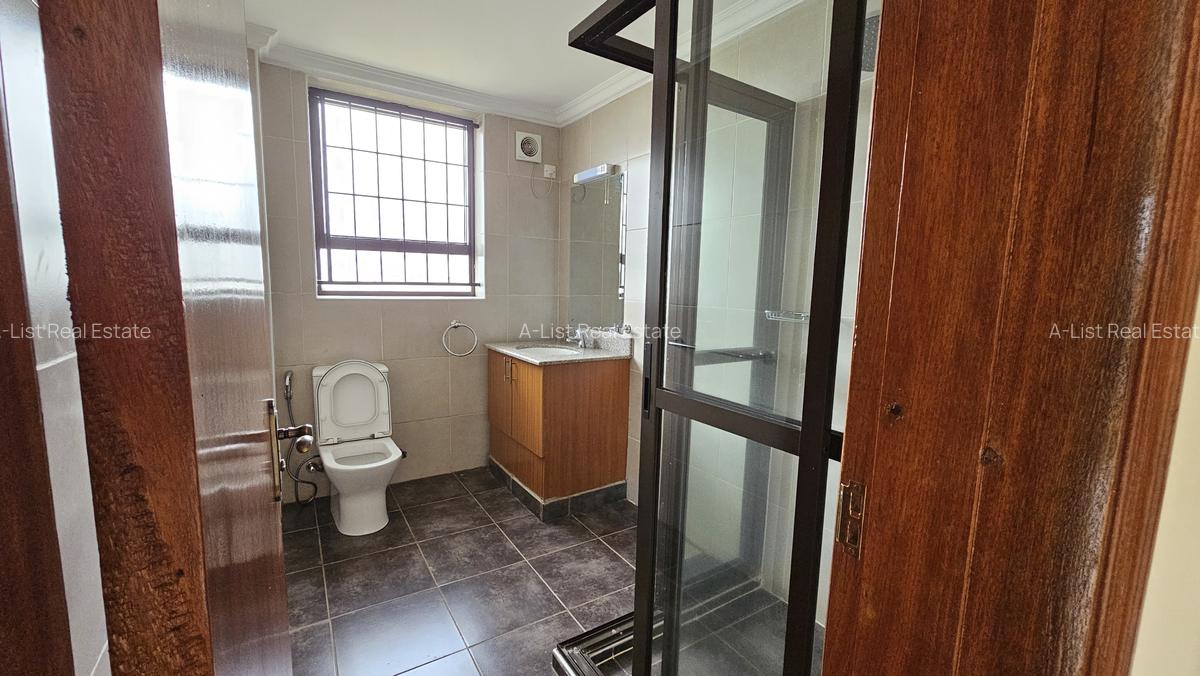 4 Bed Villa with En Suite at Runda - 15