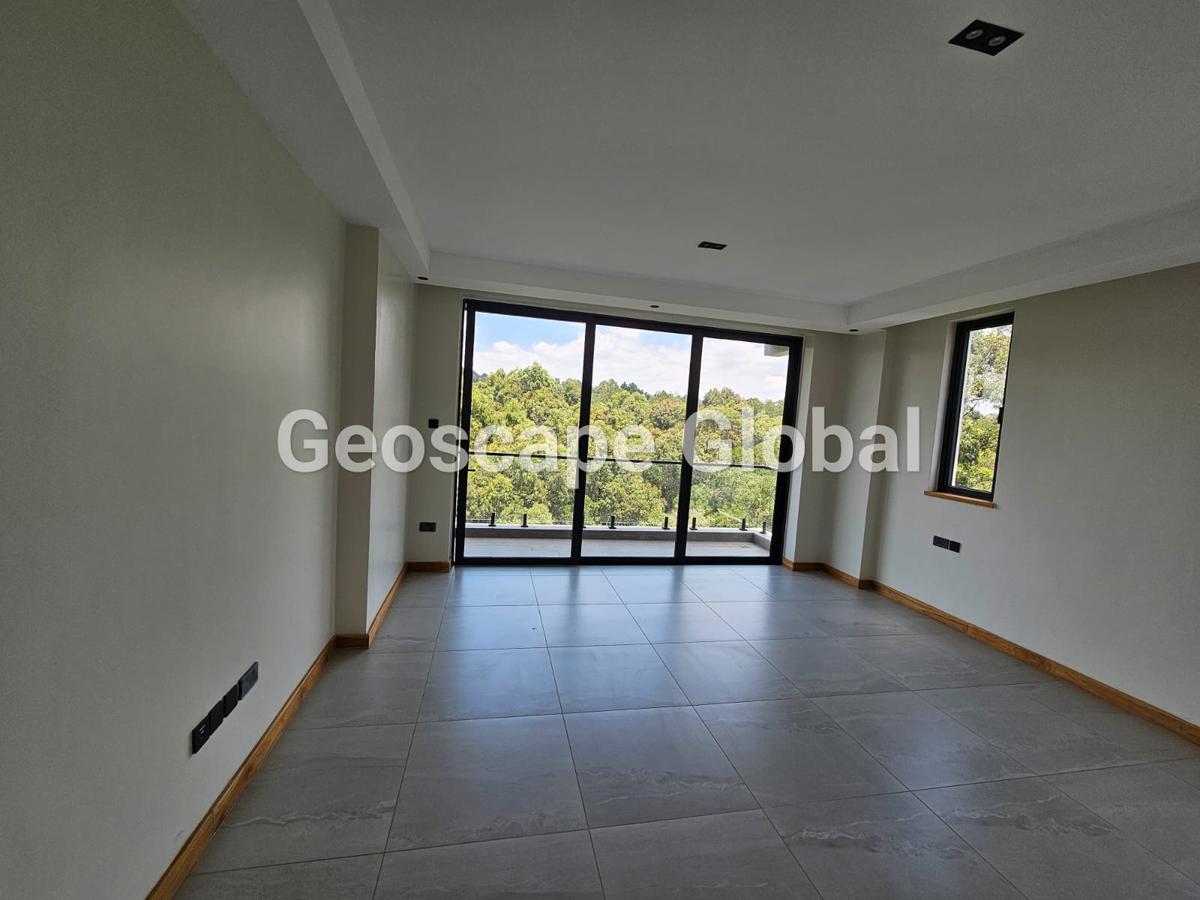 4 Bed Apartment with En Suite at Westland - 14