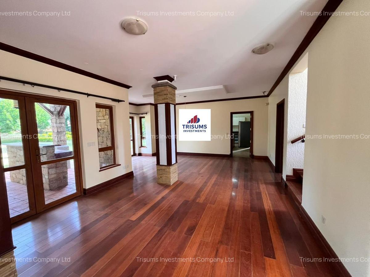 5 Bed Villa with En Suite in Kitisuru - 3