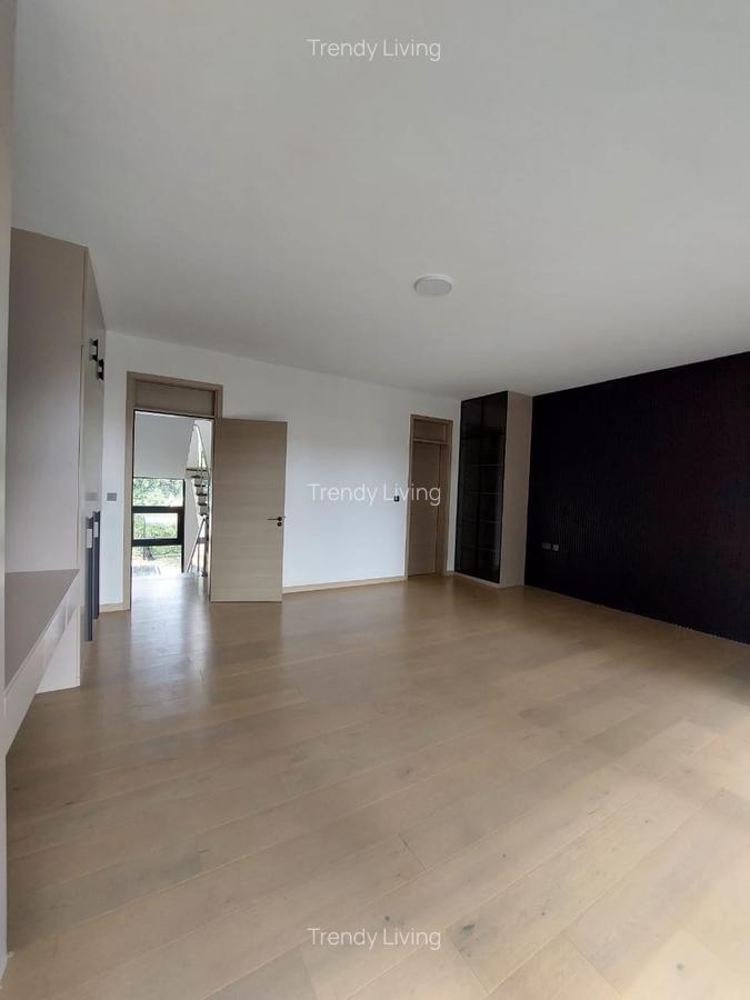 4 Bed Townhouse with En Suite at St Austin - 7