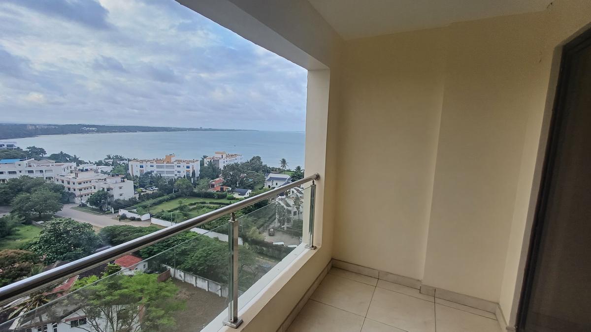 3 Bed Apartment with En Suite at 3Rd Avenue Nyali - 5