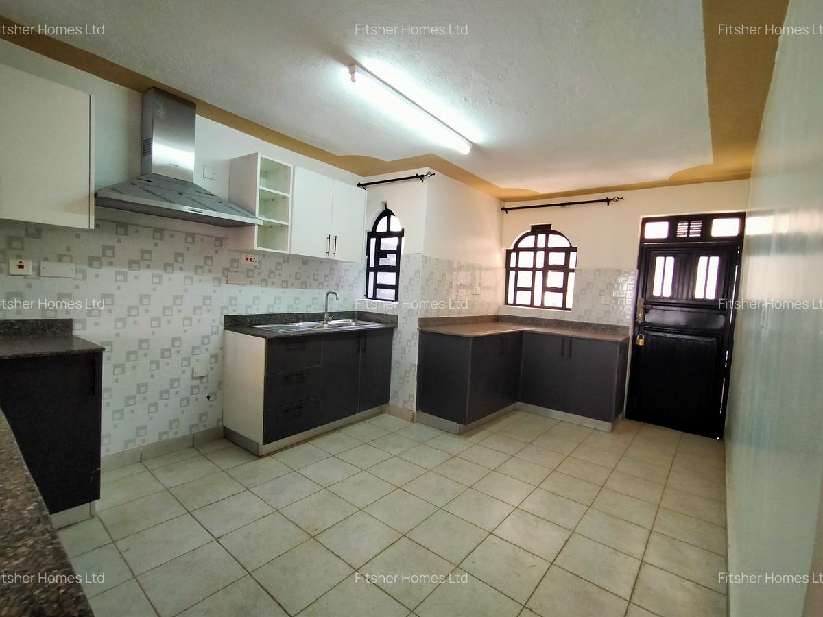 4 Bed House with En Suite in Kiambu Road - 7