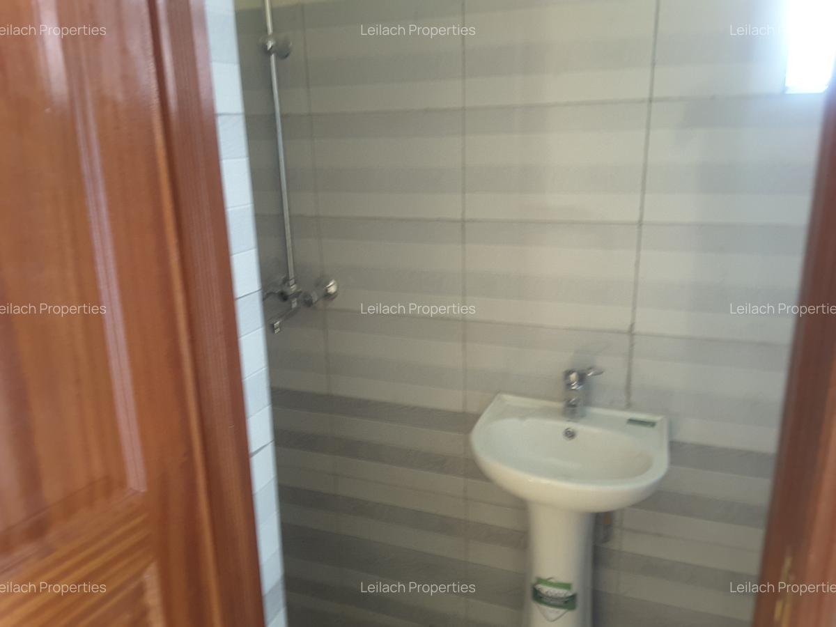 4 Bed House with En Suite in Ongata Rongai - 6