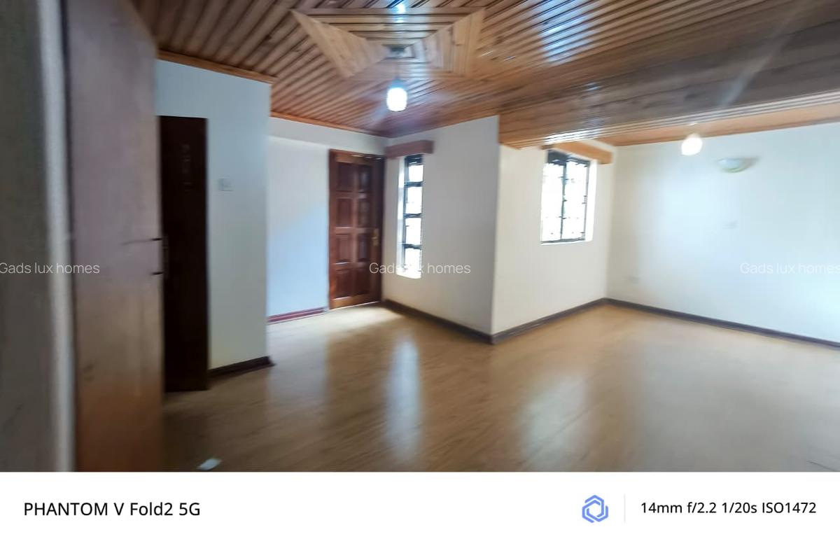 5 Bed Villa with En Suite at Runda - 12