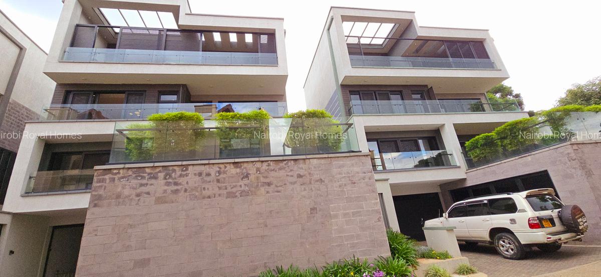 4 Bed Townhouse with En Suite at Lavington Green - 3