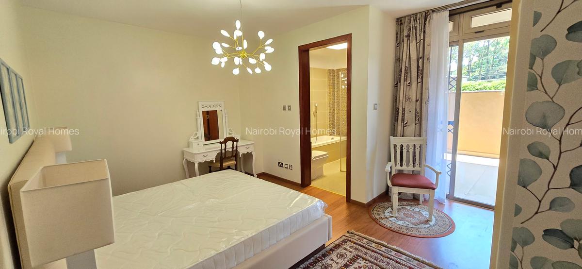 5 Bed Townhouse with En Suite at Lavington Green - 18