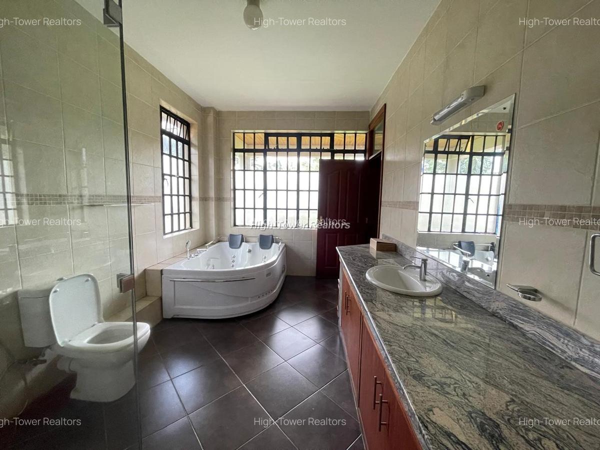 4 Bed House with En Suite in Muthaiga - 11