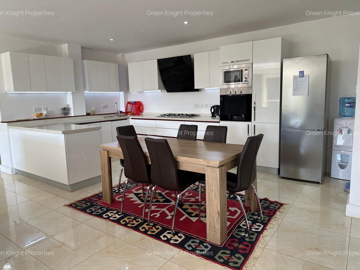 Serviced 3 Bed Apartment with En Suite in Westlands Area - 3