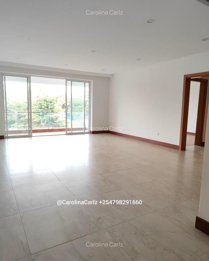 3 Bed Apartment with En Suite at City Park Drive - 14