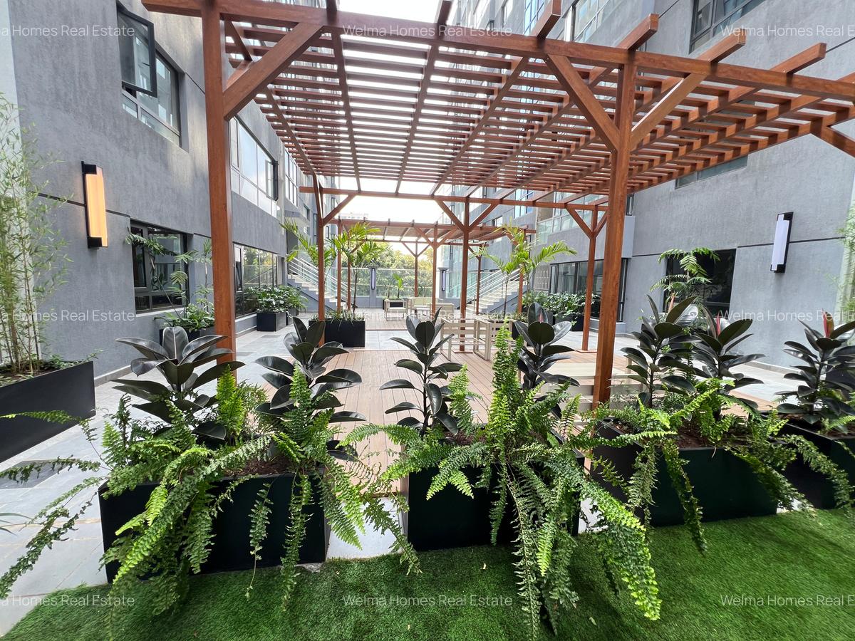 1 Bed Apartment with En Suite in Lavington - 1