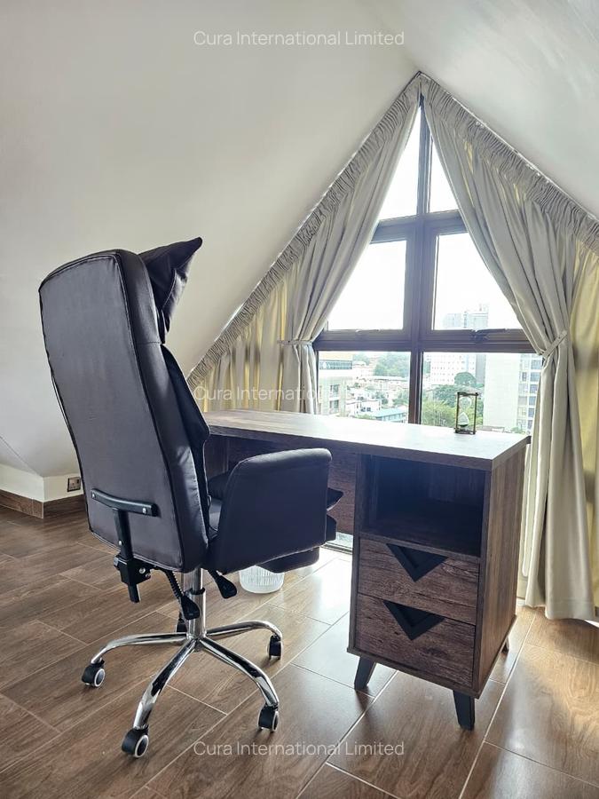 2 Bed Apartment in Parklands - 4