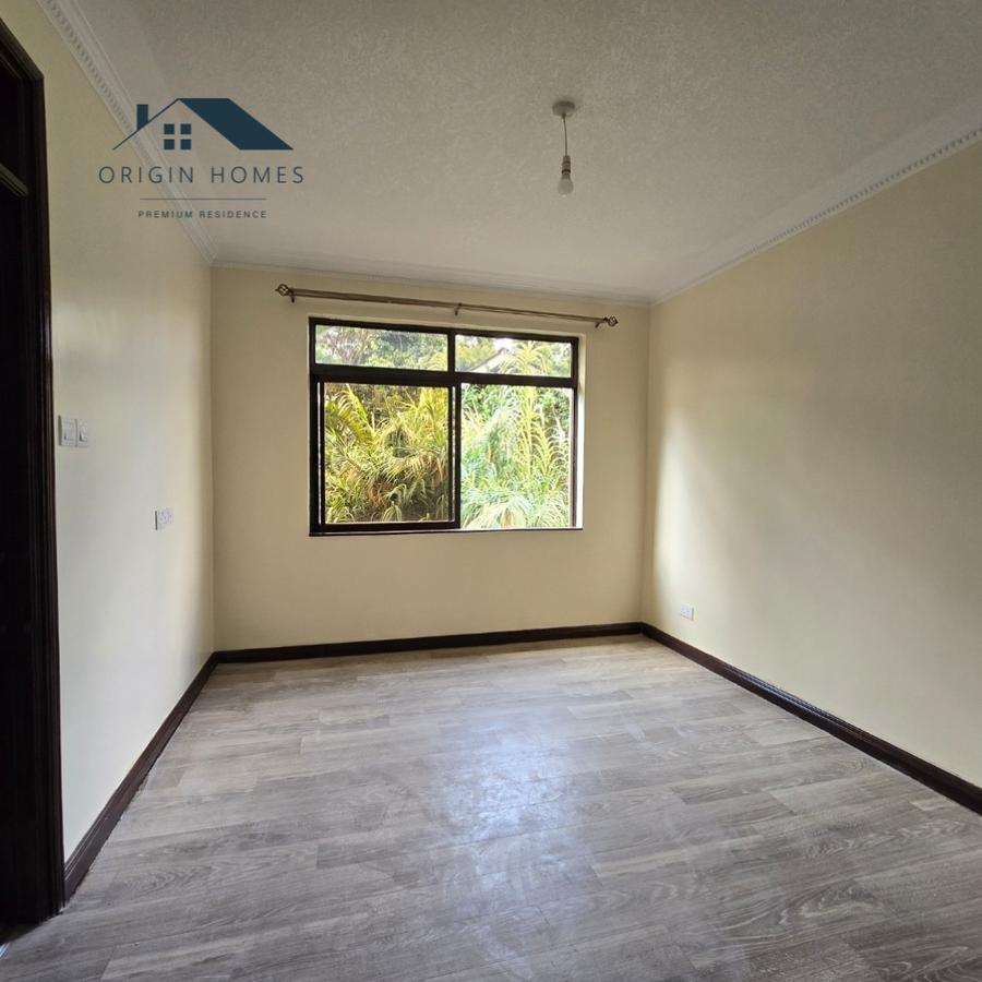 3 Bed Apartment with En Suite at Lavington - 11