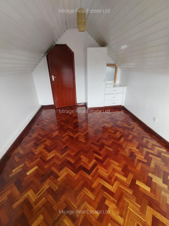 4 Bed Apartment with Swimming Pool in Kilimani - 18