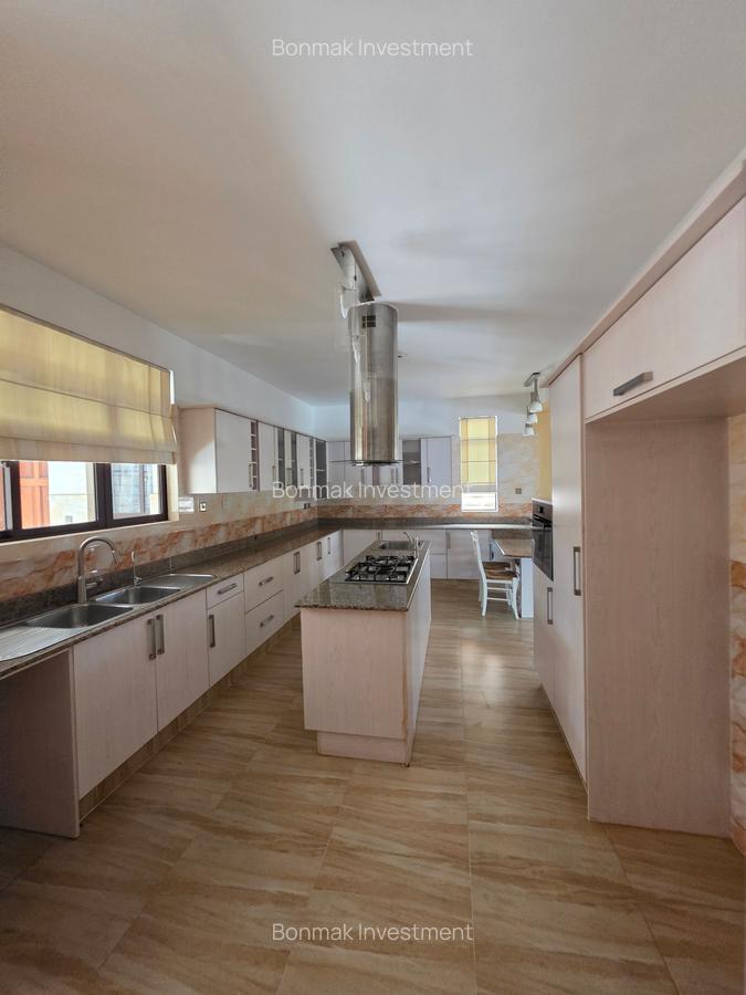 4 Bed Townhouse with En Suite at Kaputei Gardens. - 13