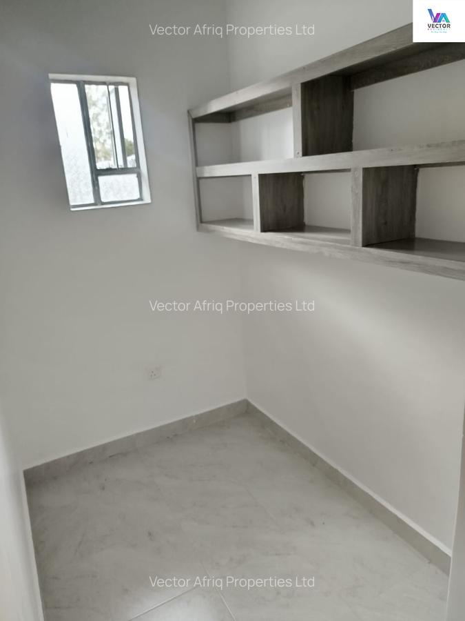 3 Bed House with En Suite in Kitengela - 5