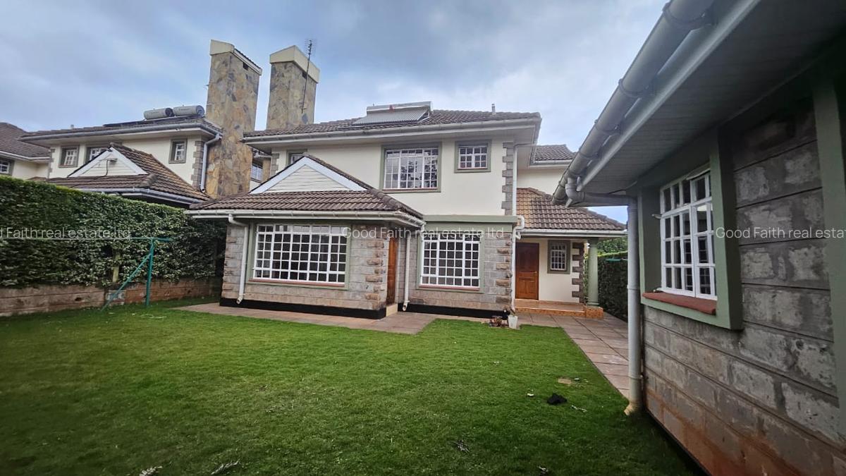 4 Bed Townhouse with En Suite in Kiambu Road - 2