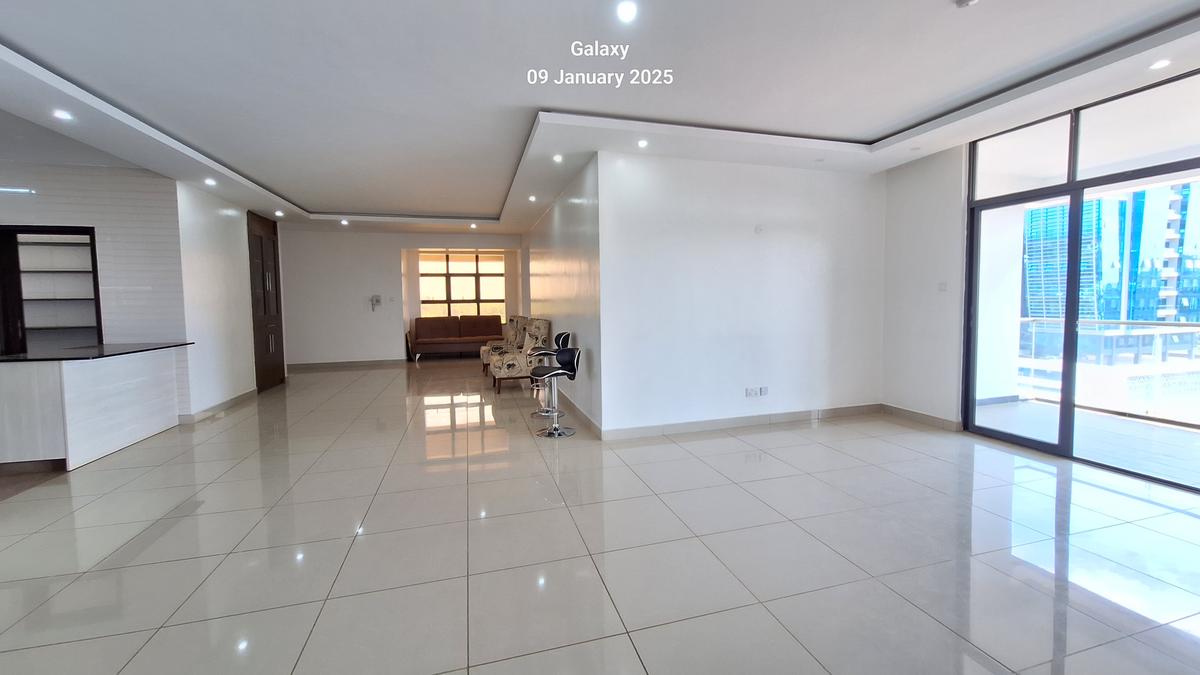 4 Bed Apartment with En Suite at General Mathenge - 4