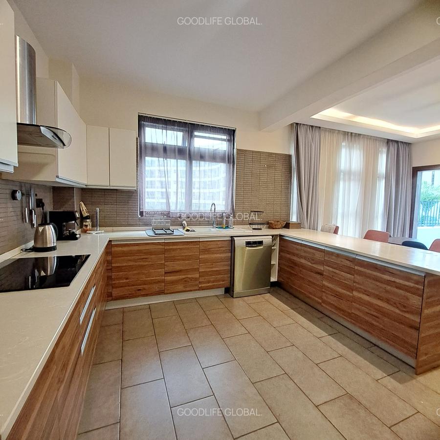 Serviced 3 Bed Apartment with En Suite at Spring Valley - 5