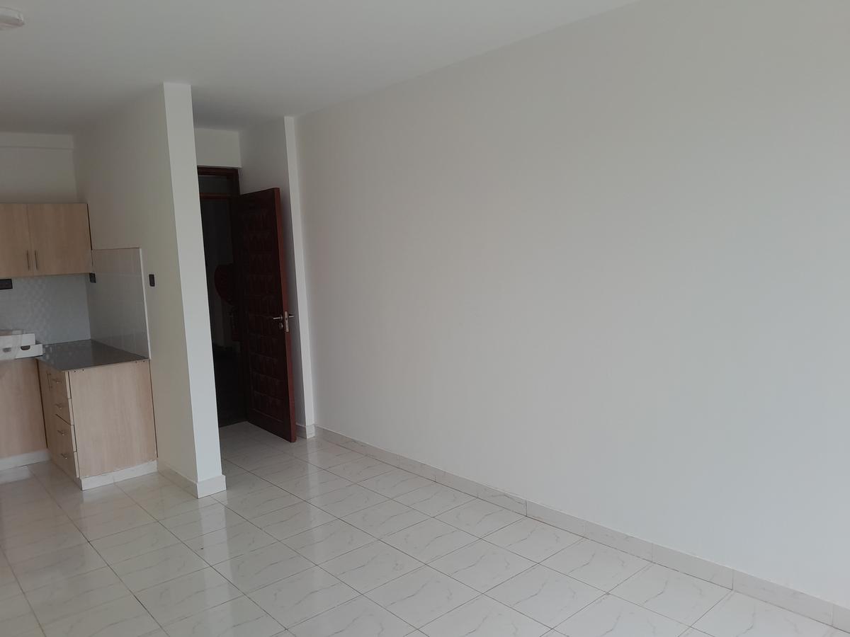 3 Bed Apartment with En Suite in Kiambu Road - 5