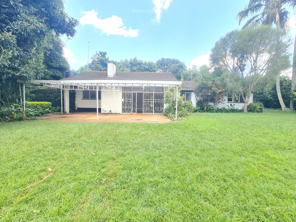4 Bed House with En Suite at Loresho - 1